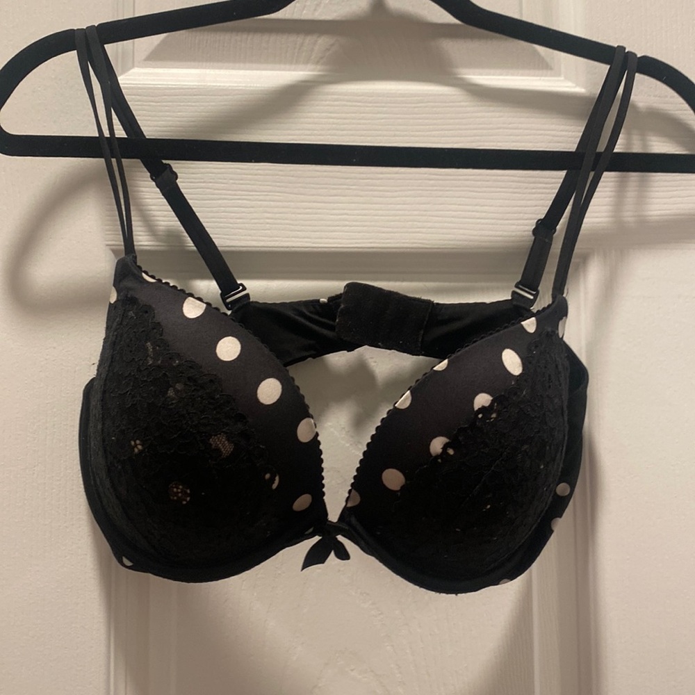 Victoria’s Secret very sexy push-up bra